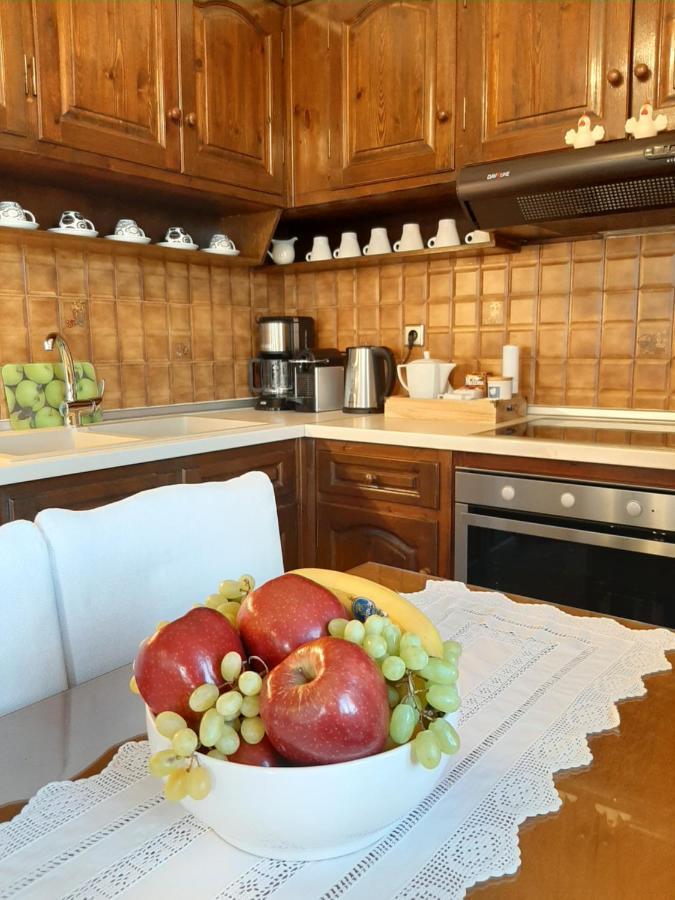 Kontis Apts Apartman Pélekasz Kültér fotó