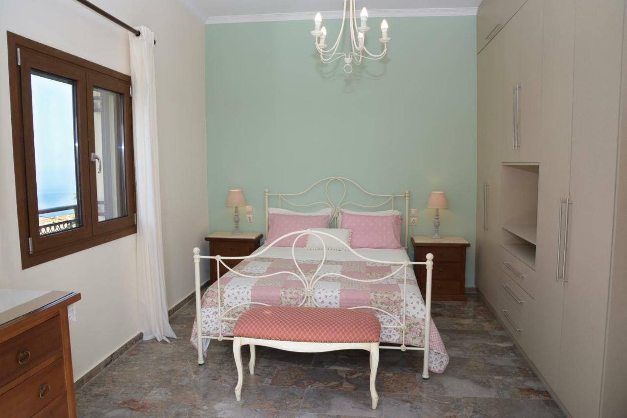 Kontis Apts Apartman Pélekasz Kültér fotó