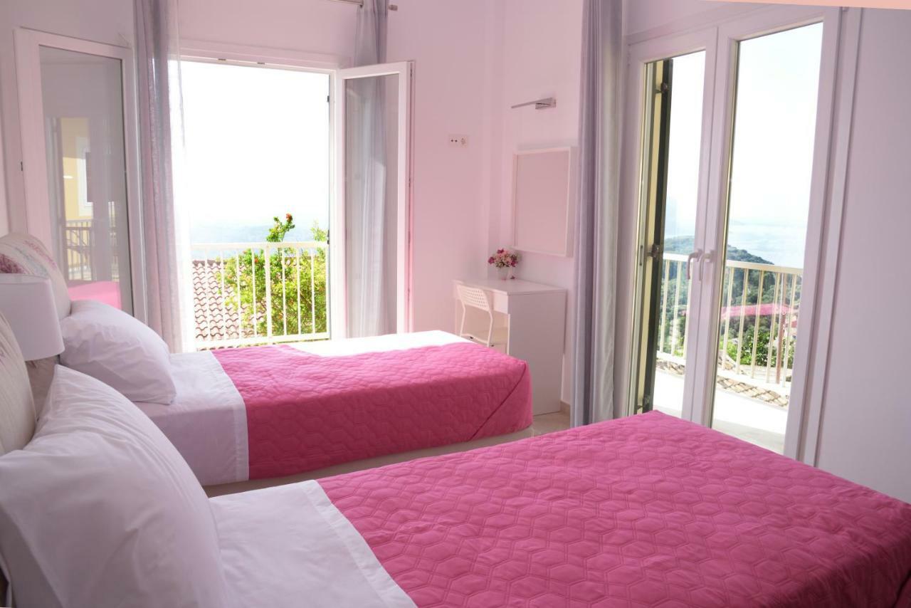 Kontis Apts Apartman Pélekasz Kültér fotó